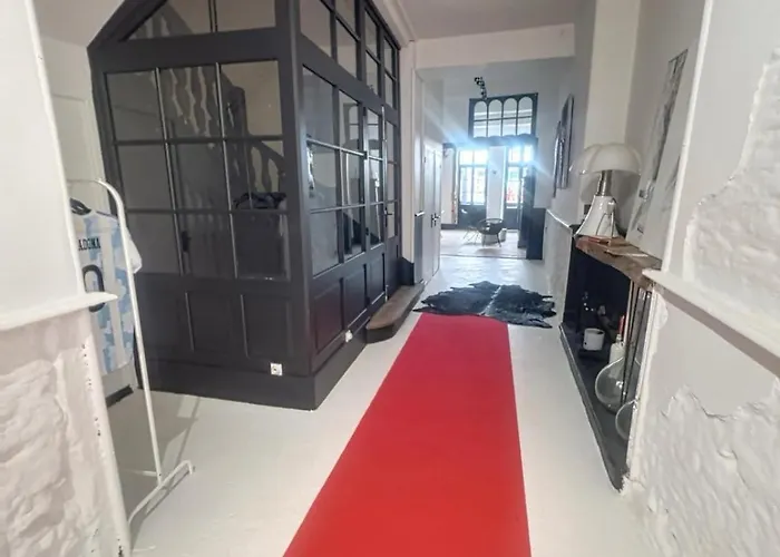 Day For Family Reunion, Anniv Villa